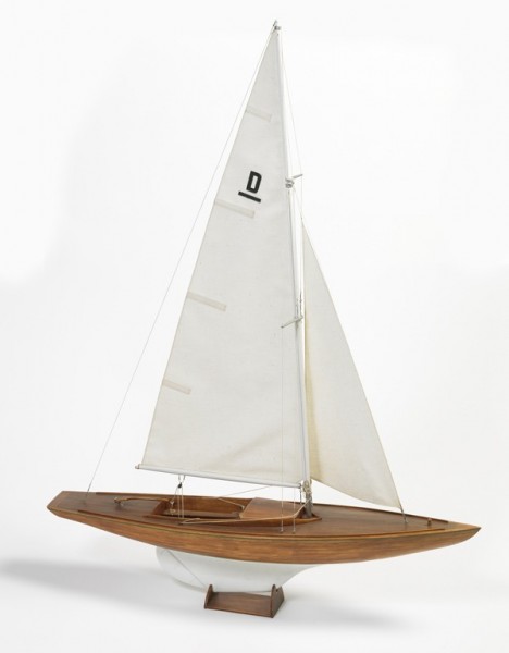 Drachen Segelyacht RC-Bausatz 1:12