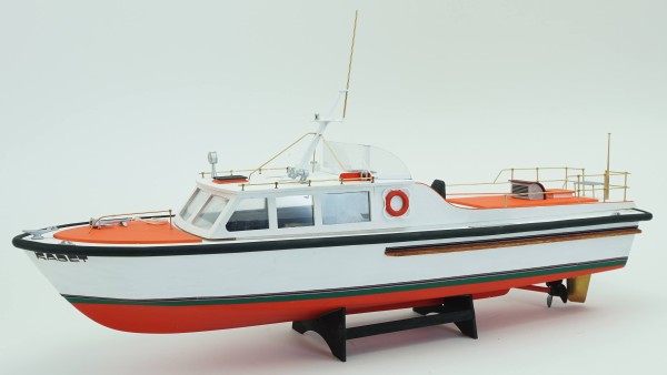 Motorboat Kadett RC model kit ABS 1:30