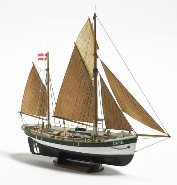 Fish Cutter Dana Mini ABS Ship Model Kit 1:60